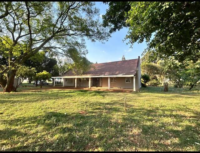 FARM FOR SALE IN VISCHKUIL